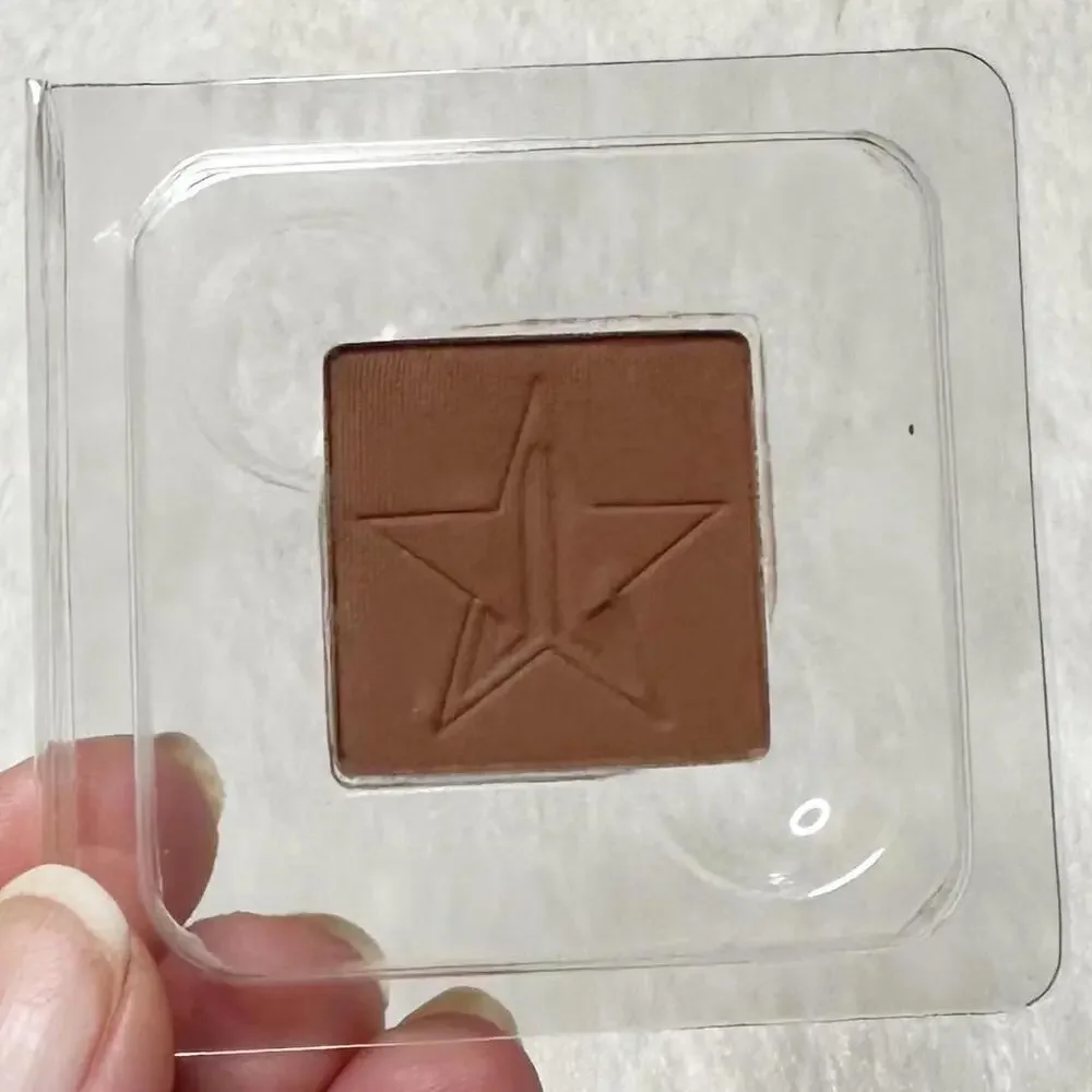 NIB Jeffree Star Eyeshadow Artistry Single in Wyoming 1.5g